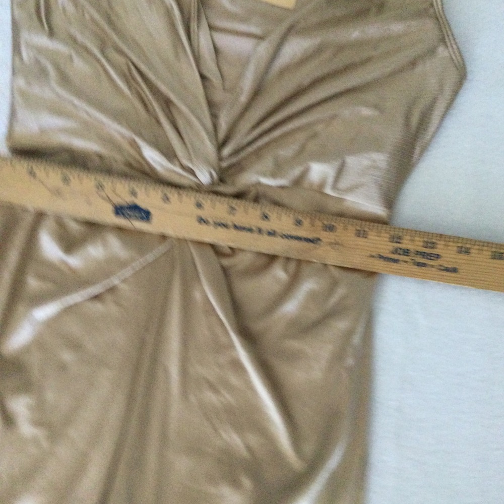 Elegant Gold Maxi Dress - Picture 8 of 10